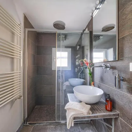 Apartment Moderno A 2 Minuti Dalla Stazione Con Ac E Wifi *