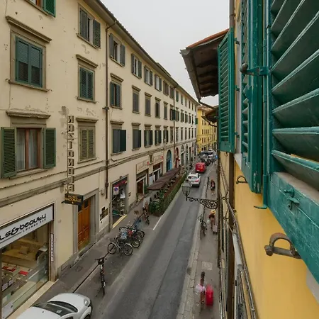 Moderno A 2 Minuti Dalla Stazione Con Ac E Wifi * Florence